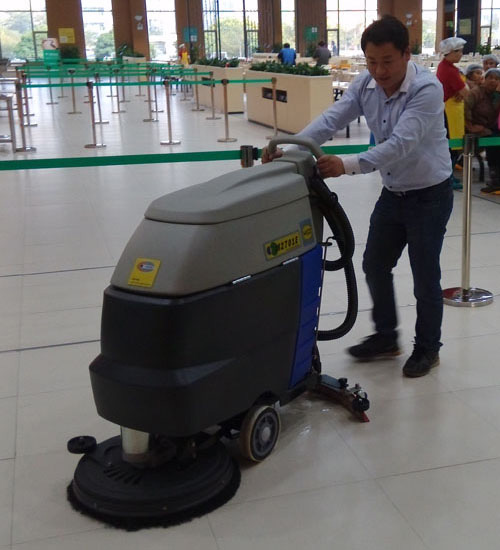 美高洗地機